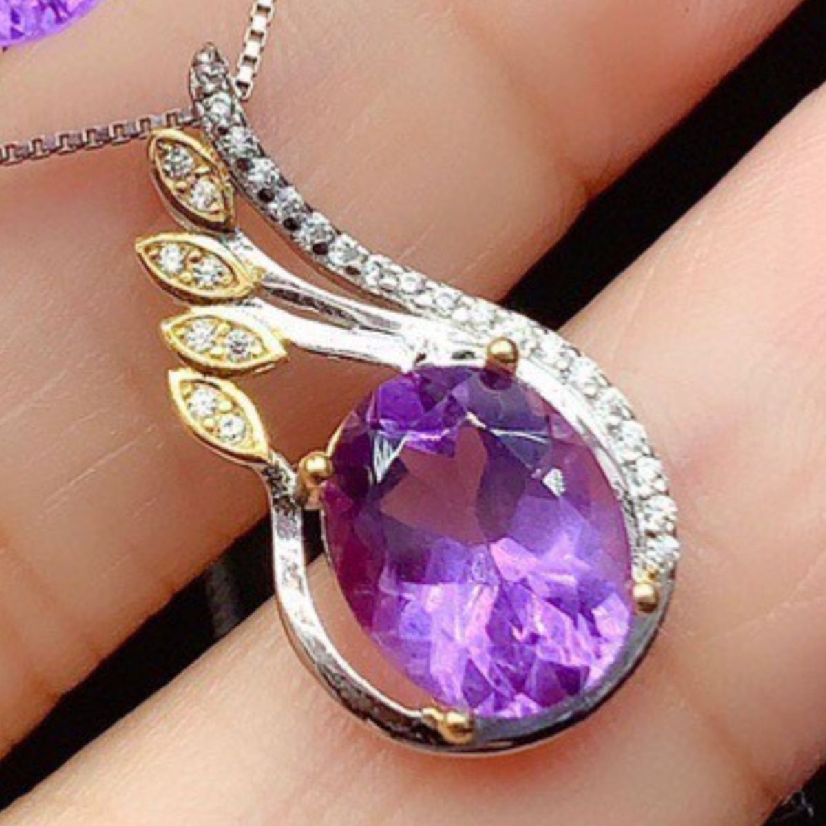 Silver-Plated Artificial Gemstone Pendant Necklace apparel & accessories