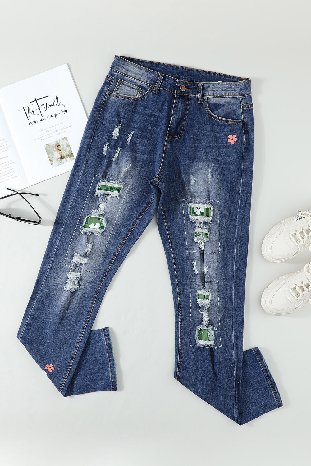 Distressed Buttoned Jeans with Pockets Bottom wear