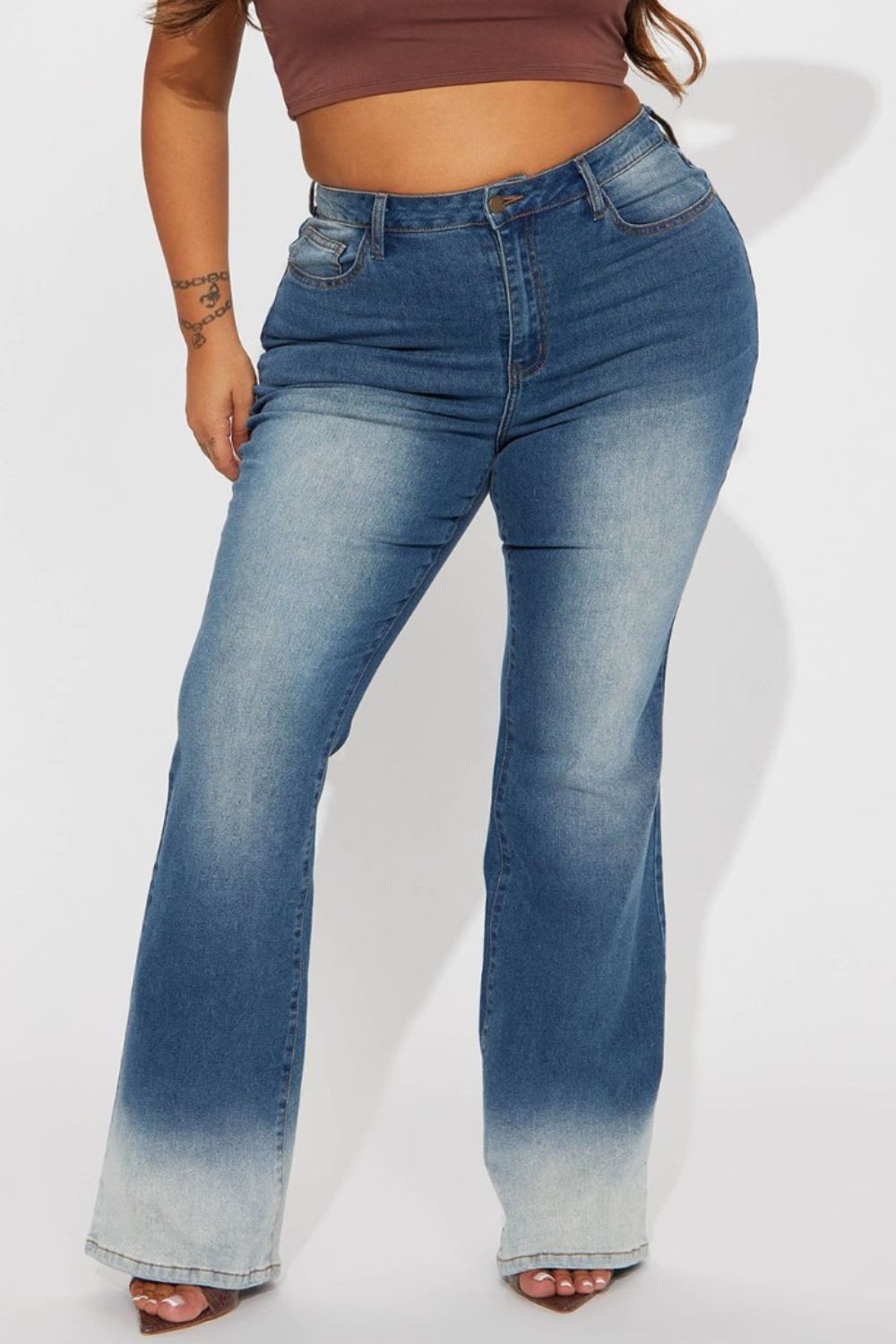 Pocketed Buttoned Straight Jeans Bottom wear