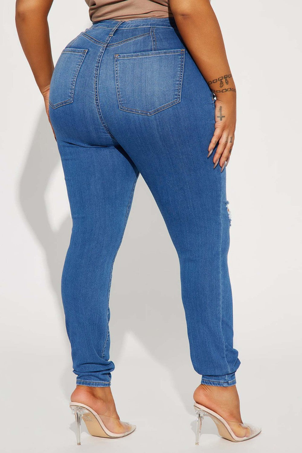 Distressed Buttoned Jeans with Pockets Bottom wear