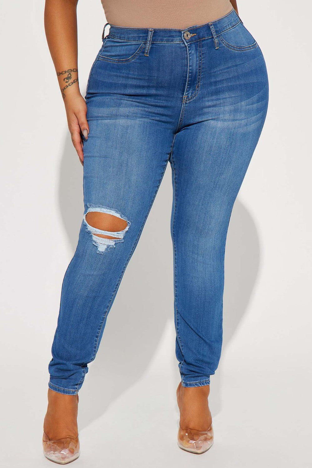 Distressed Buttoned Jeans with Pockets Bottom wear