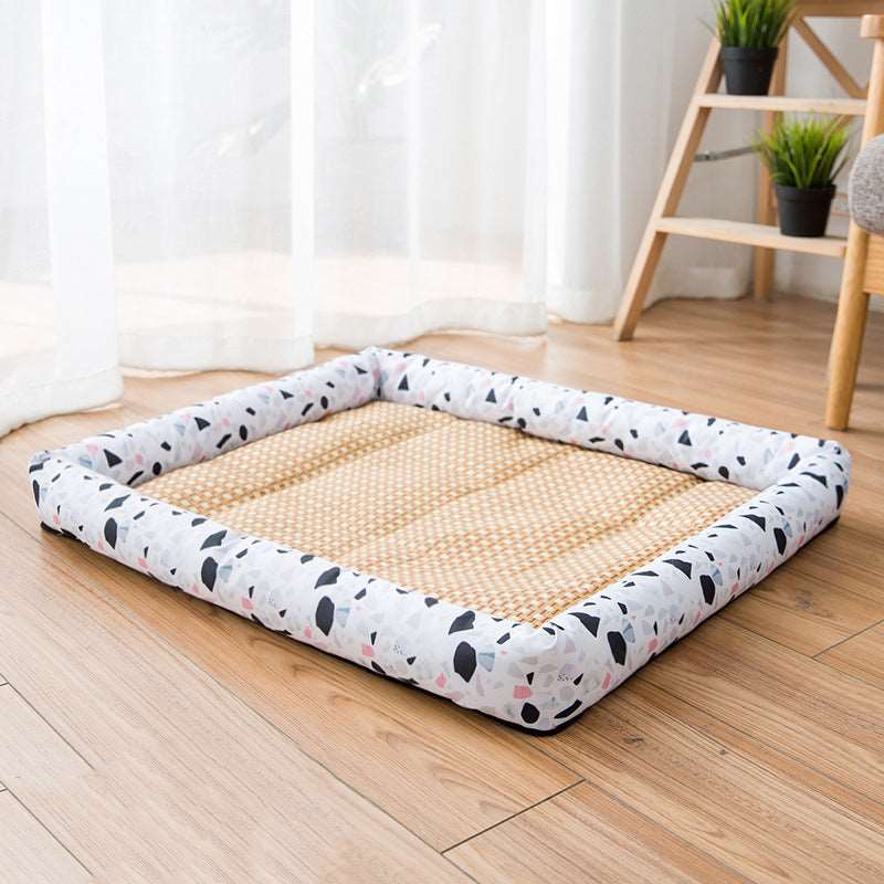 Four Seasons Universal Dog Mat Pet bed