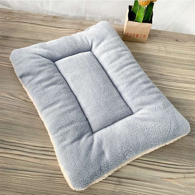 Household Winter Pet Warm Sleeping Pad Pet bed