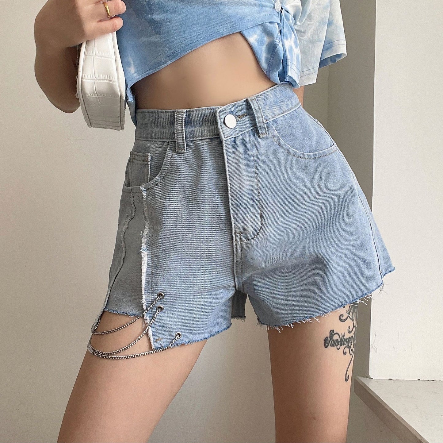 Women's Chain Raw Edge Washed Denim High Waist Wide Leg Shorts shorts