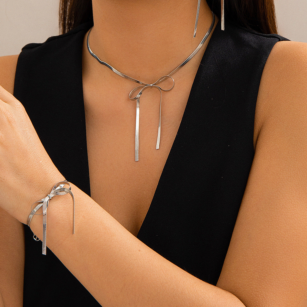 Women's Metal Ribbon Bow Stud Earrings Necklace Bracelet Set Jewelry