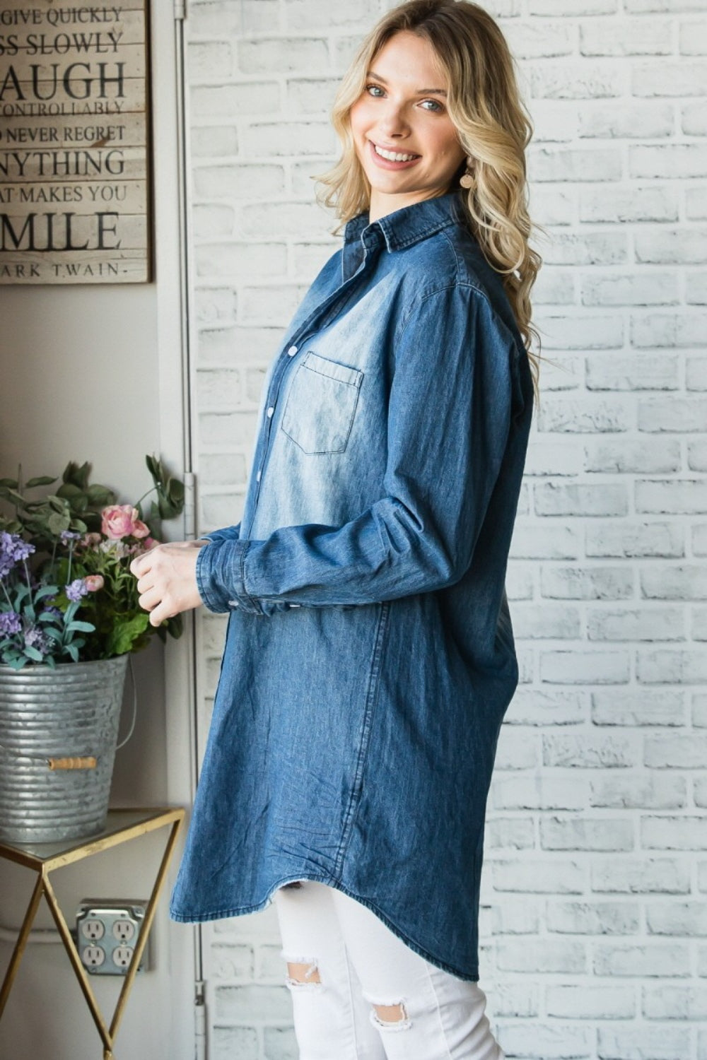 Veveret Pocketed Button Up Washed Denim Shirt Dresses & Tops