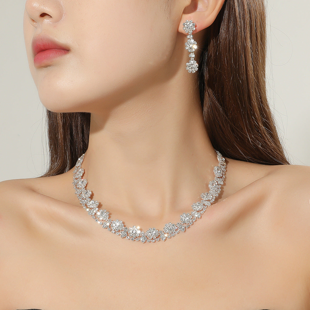 Fashion Simple Rhinestone Necklace Ear Stud Jewelry