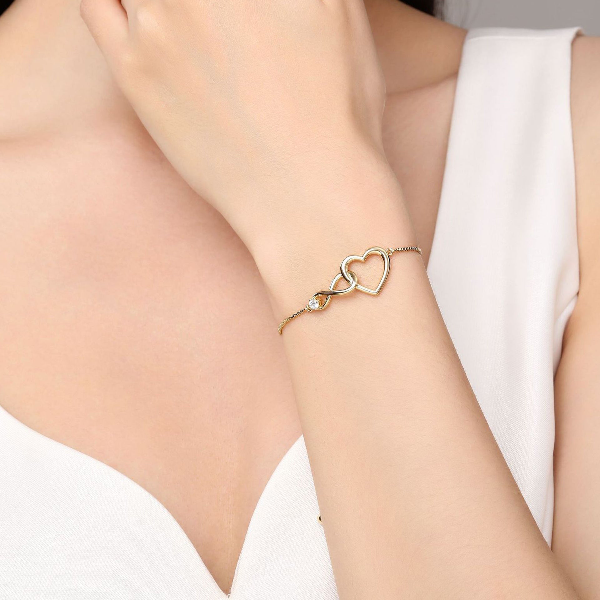 Classic Heart-shaped Zircon Eternal Bracelet Jewelry