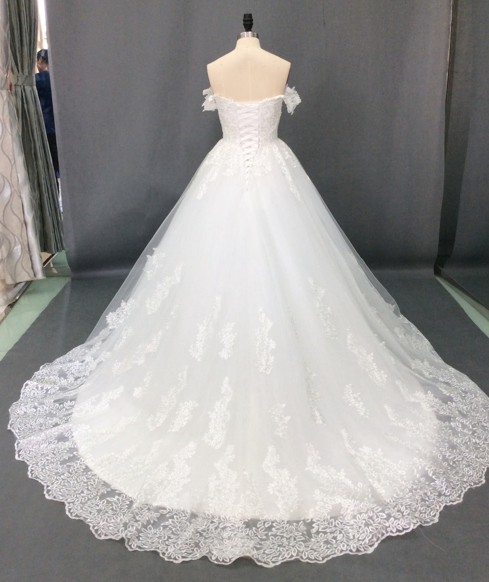Customized Foreign Trade Master Wedding Dress apparel & accessories