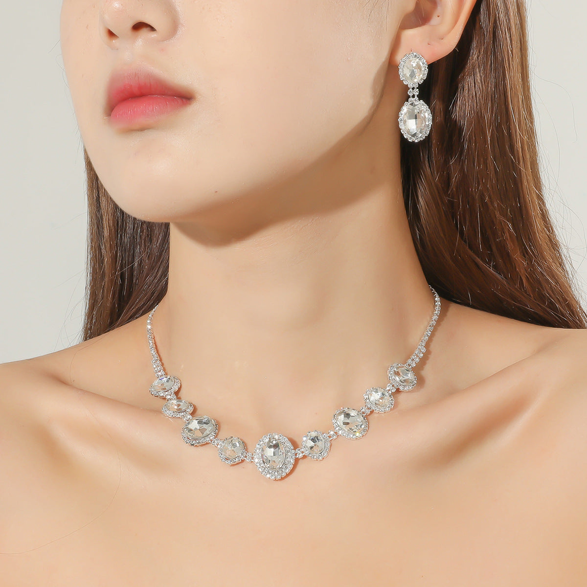 Fashion Simple Rhinestone Necklace Ear Stud Jewelry