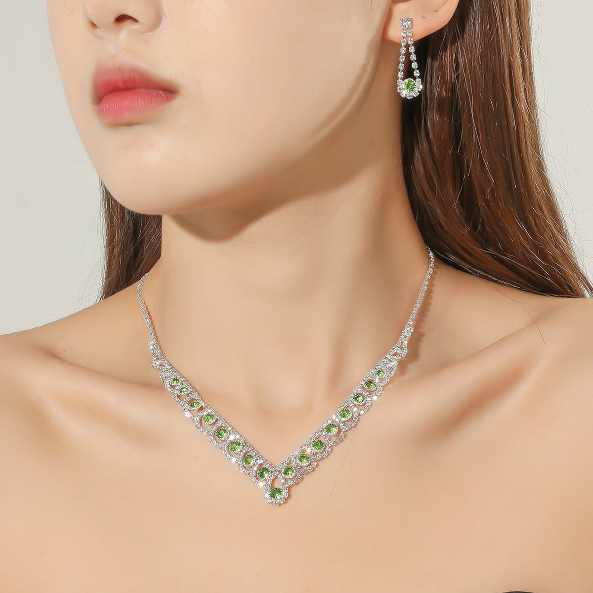 Fashion Simple Rhinestone Necklace Ear Stud Jewelry