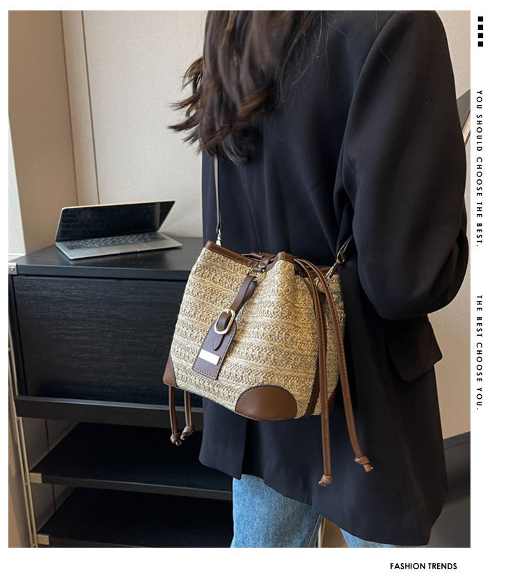 Straw Plaited Pull-belt Shoulder Messenger Bag apparel & accessories