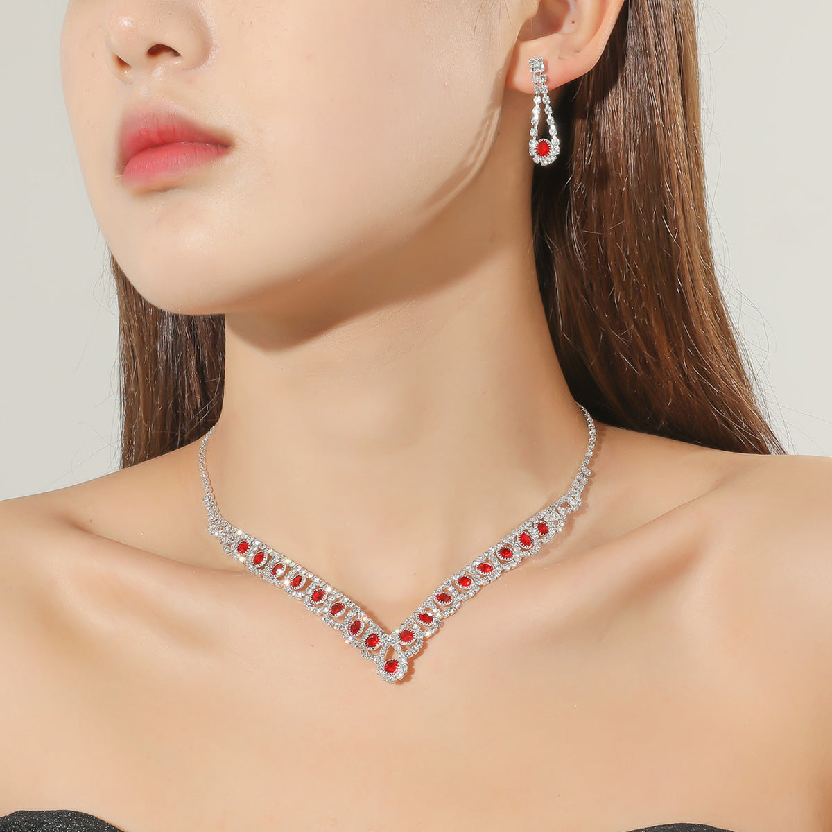 Fashion Simple Rhinestone Necklace Ear Stud Jewelry