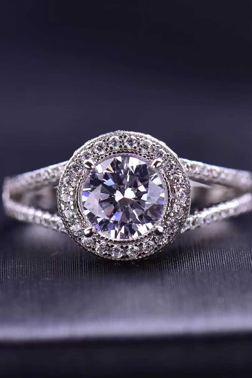 Shiny and Chic 1 Carat Moissanite Ring apparel & accessories