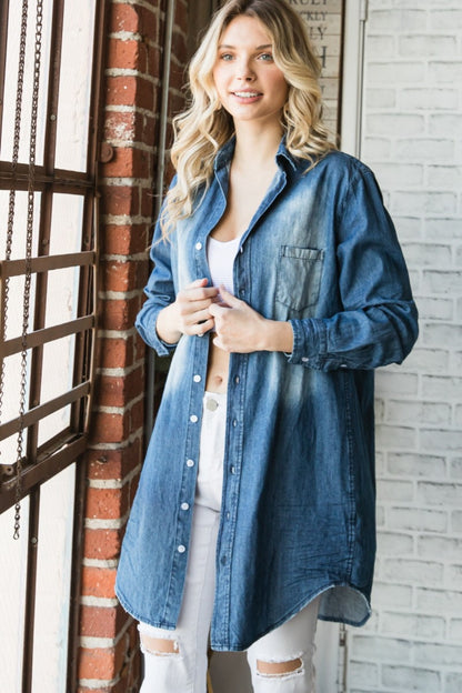 Veveret Pocketed Button Up Washed Denim Shirt Dresses & Tops