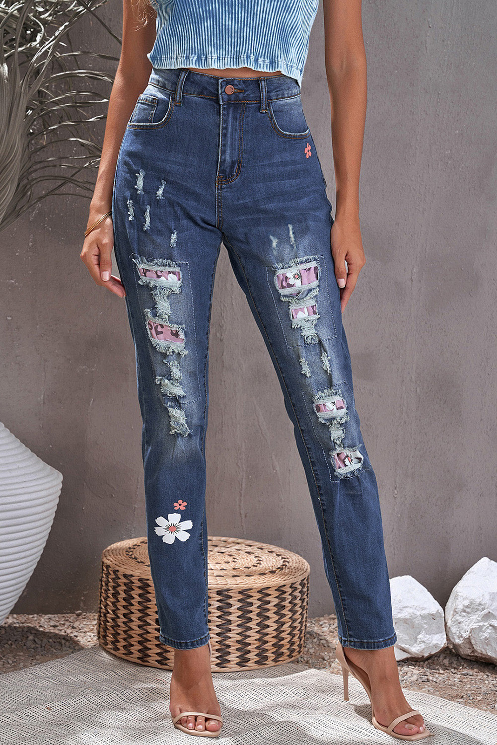 Distressed Buttoned Jeans with Pockets Bottom wear