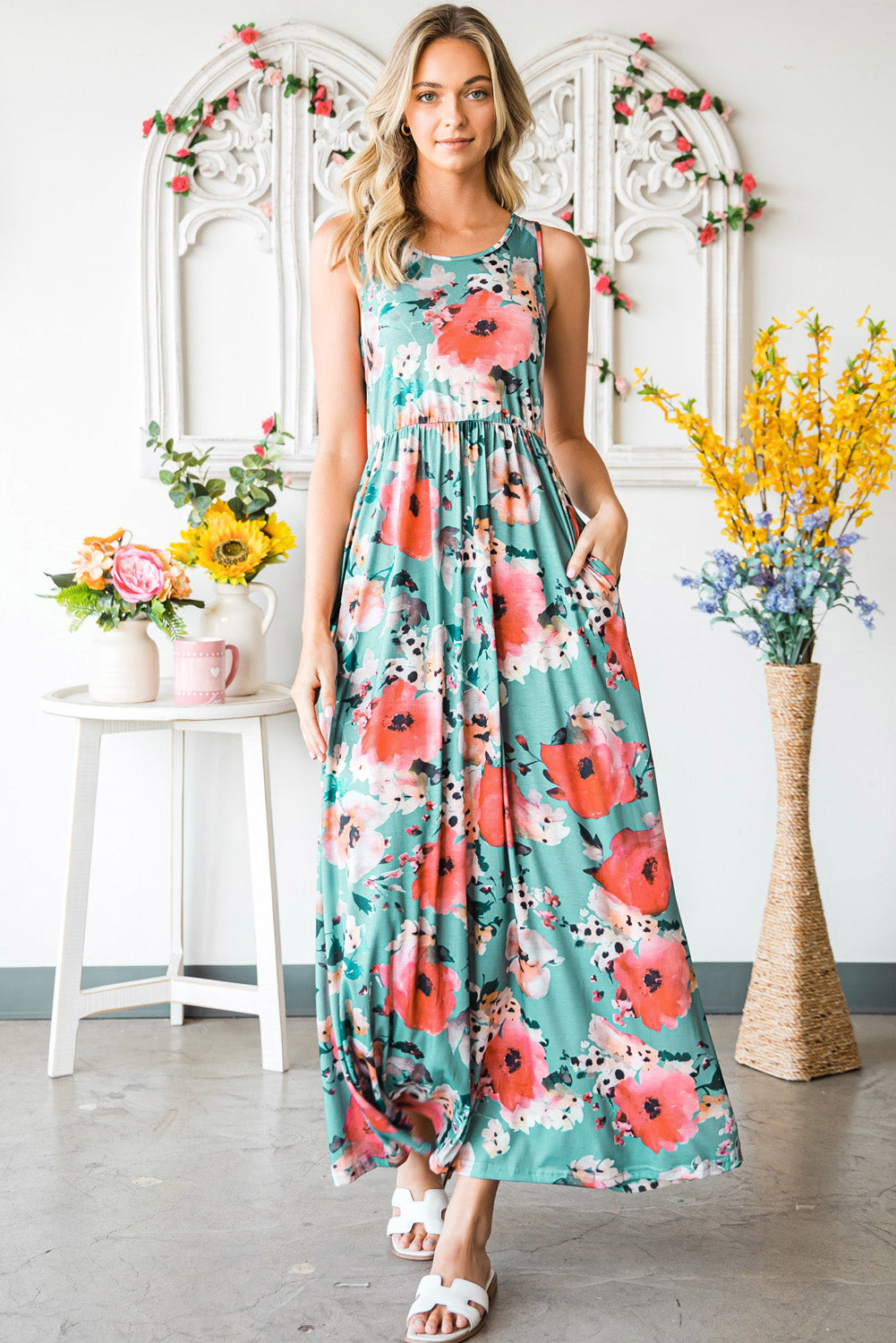 Floral Sleeveless Maxi Dress with Pockets apparel & accessories