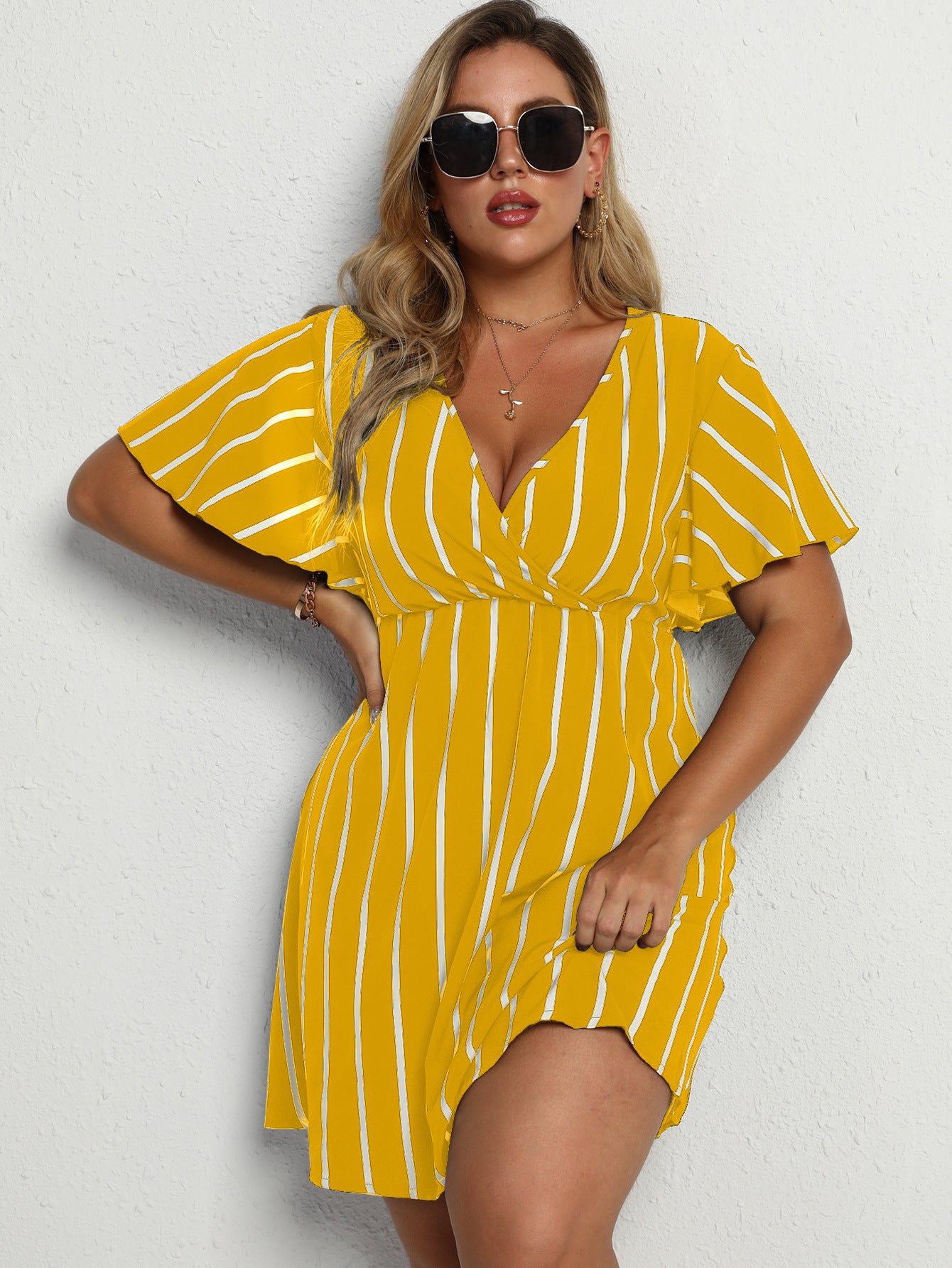 Plus Size Women's Loose V-Neck Patchwork Striped Dress Dresses & Tops