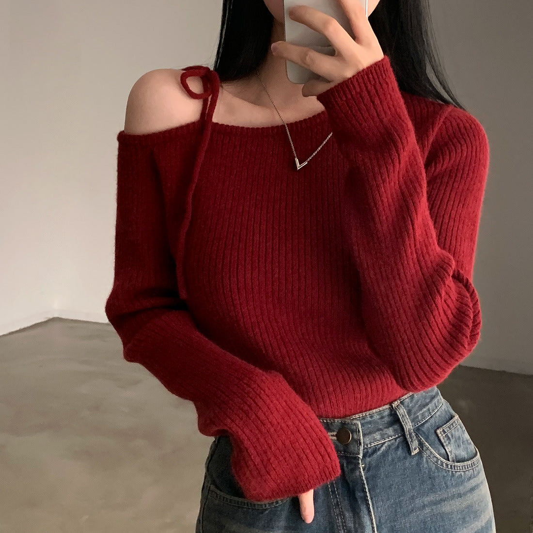 Women's Slim Fit Long Sleeves Knitwear apparels & accessories