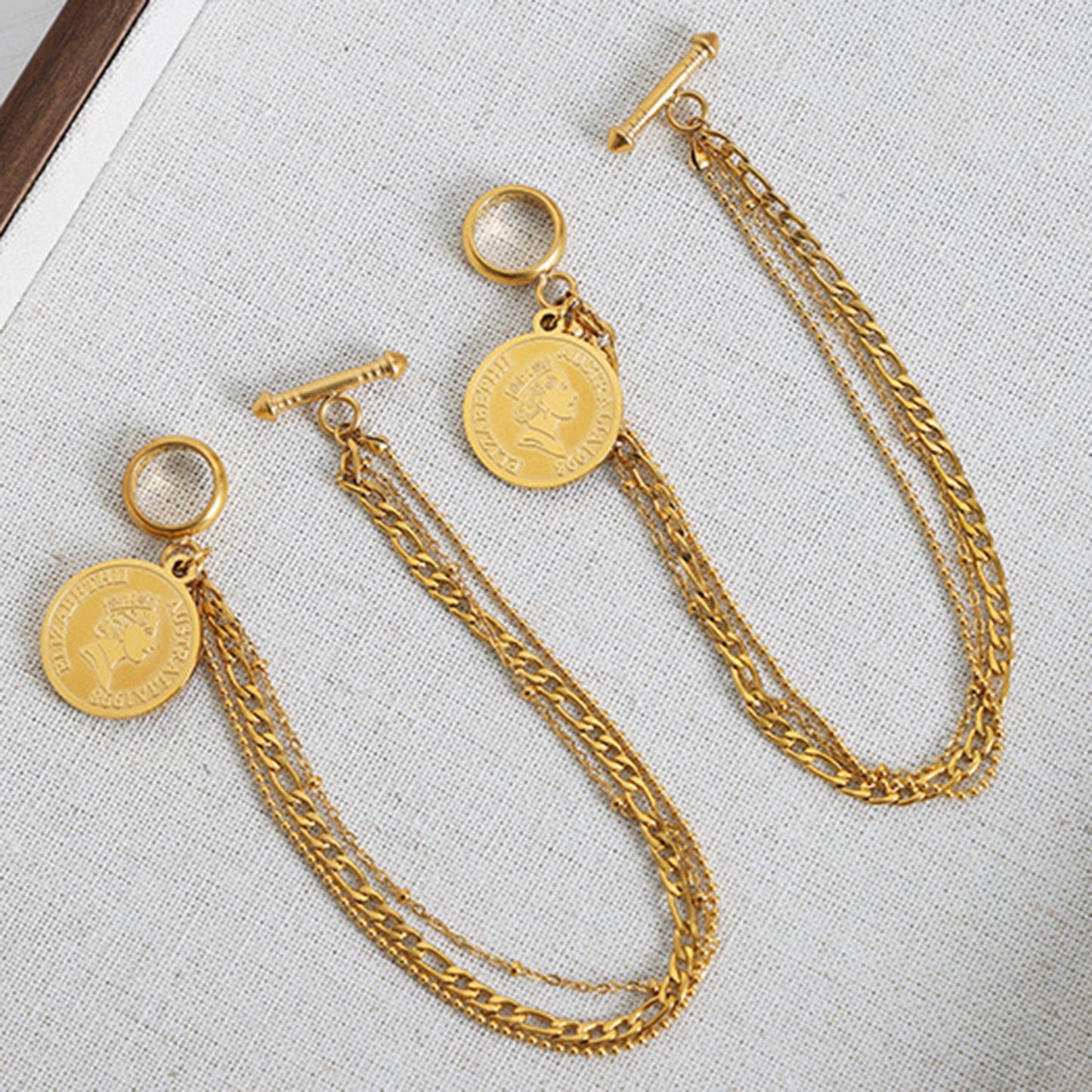 Coin Pendant Toggle clasp 18K Gold-Plated Bracelet apparel & accessories