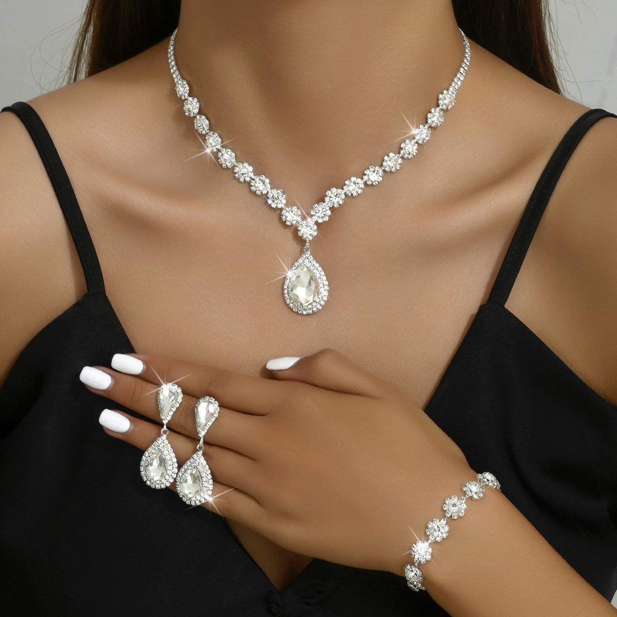 Fashion Jewelry Bridal Jewelry Suit Necklace Ear Stud Bracelet Three-piece Set Jewelry