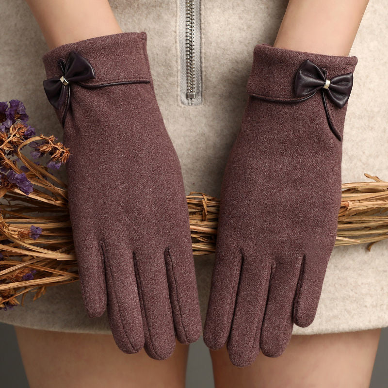 Fleece-lined De Suede Bow Gloves Touch Screen Warm Outdoor All-matching apparels & accessories