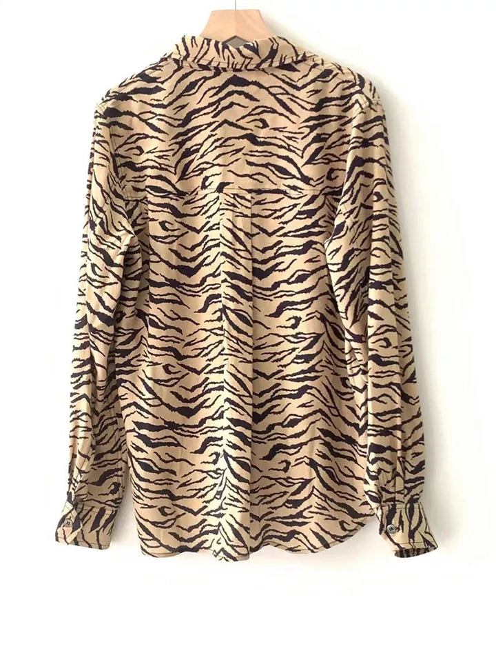 French Women's Early Autumn Tiger Pattern Pocket Long-sleeved Shirt apparels & accessories