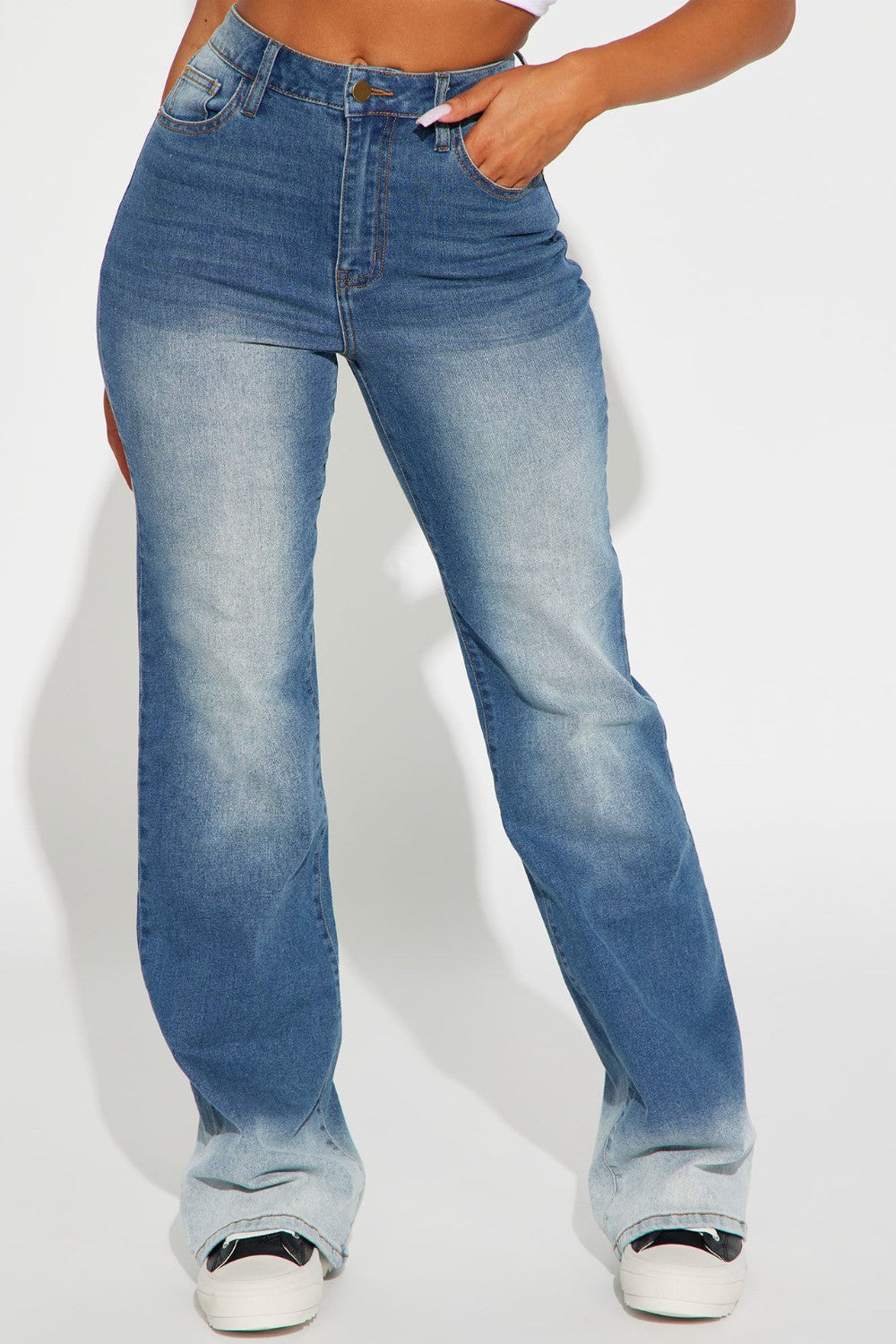 Pocketed Buttoned Straight Jeans Bottom wear