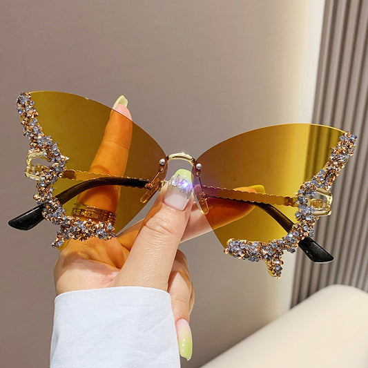 Fashionable And Personalized Exaggerated Sunglasses