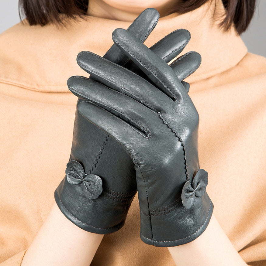 Woman Gloves apparels & accessories