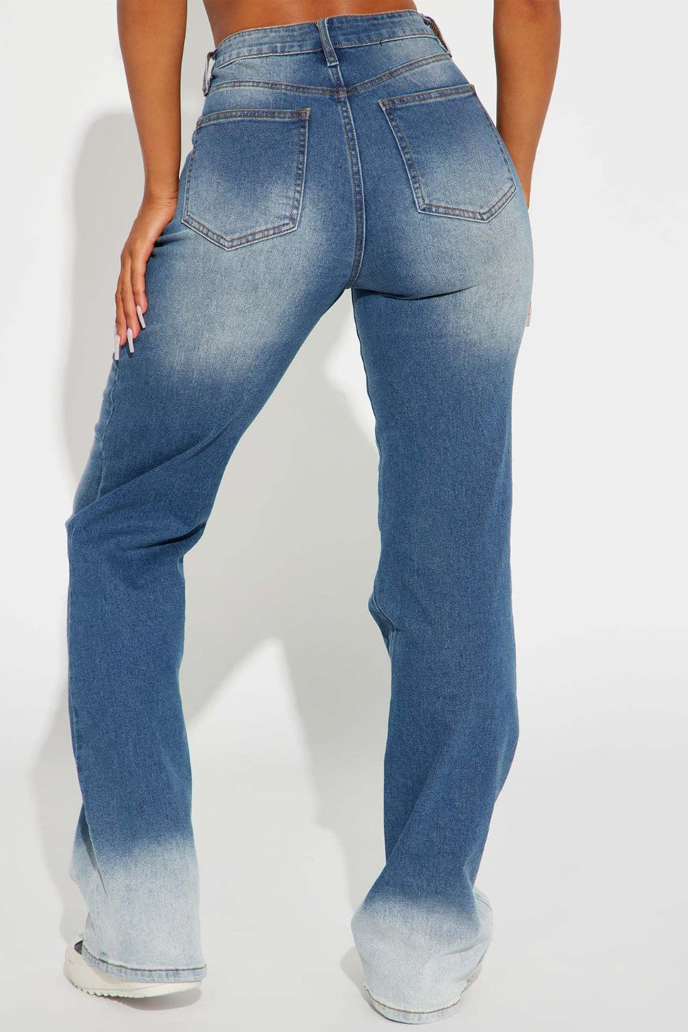 Pocketed Buttoned Straight Jeans Bottom wear