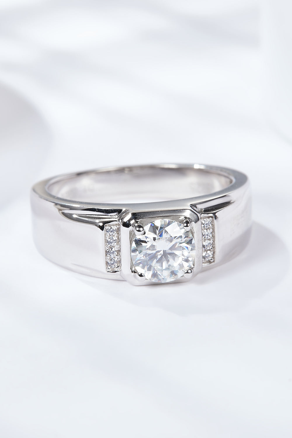 Heart 1 Carat Moissanite Ring apparel & accessories