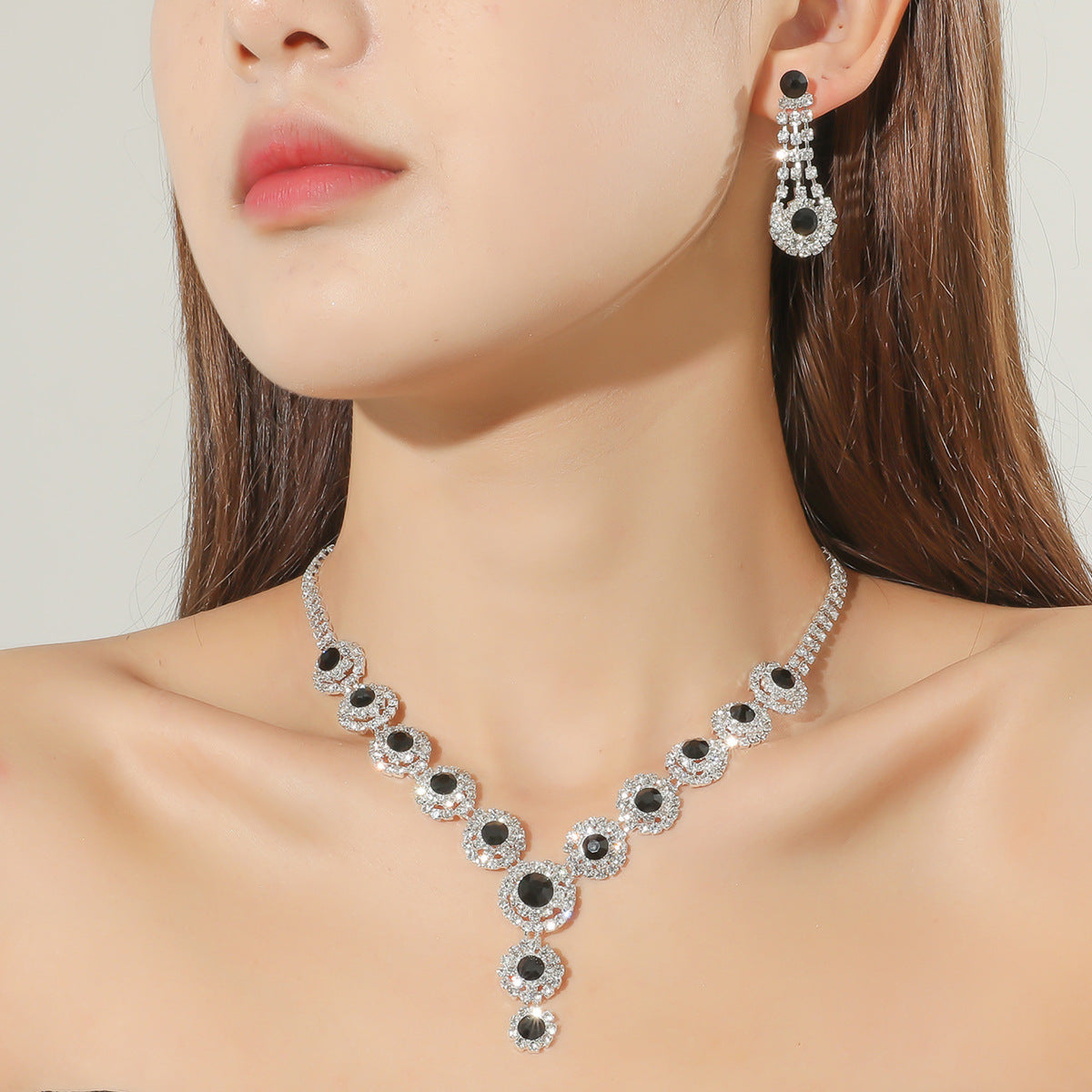 Fashion Simple Rhinestone Necklace Ear Stud Jewelry