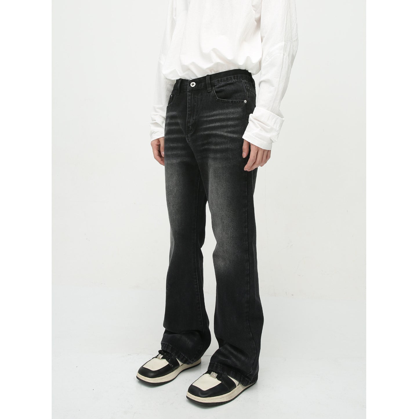 Loose Washed-out Slightly Flared Jeans men's clothing